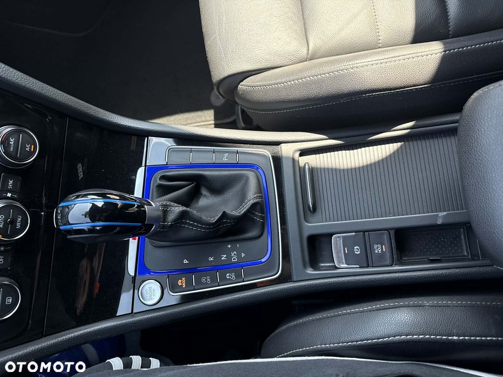 Volkswagen Golf 2.0 TSI BMT 4Mot R DSG - 17