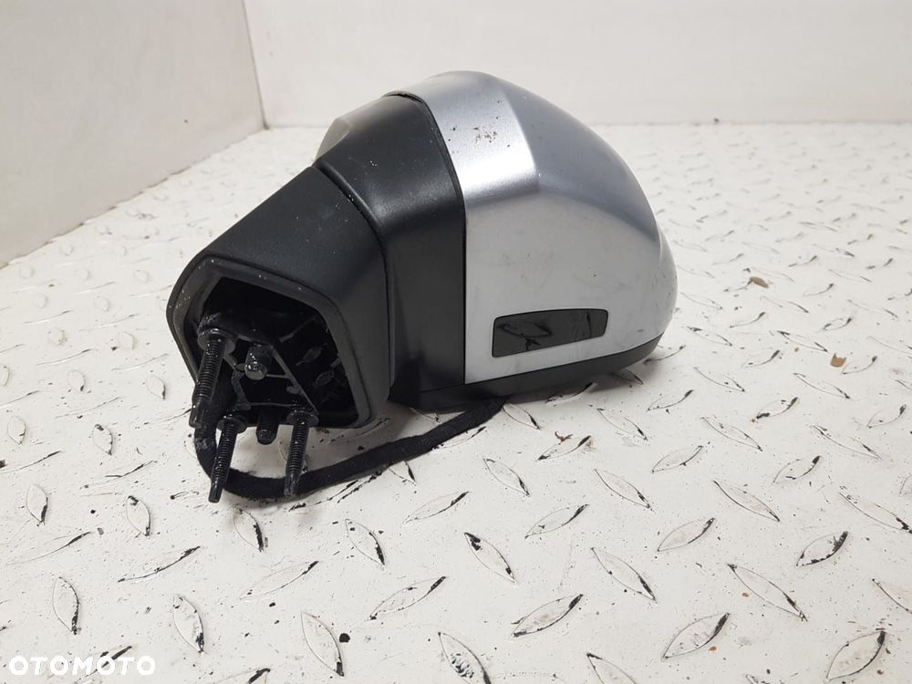 LUSTERKO KOMPLETNE PRAWE PRAWA AUDI Q3 2 II 83A EUROPA 14+2  16 PIN - 6