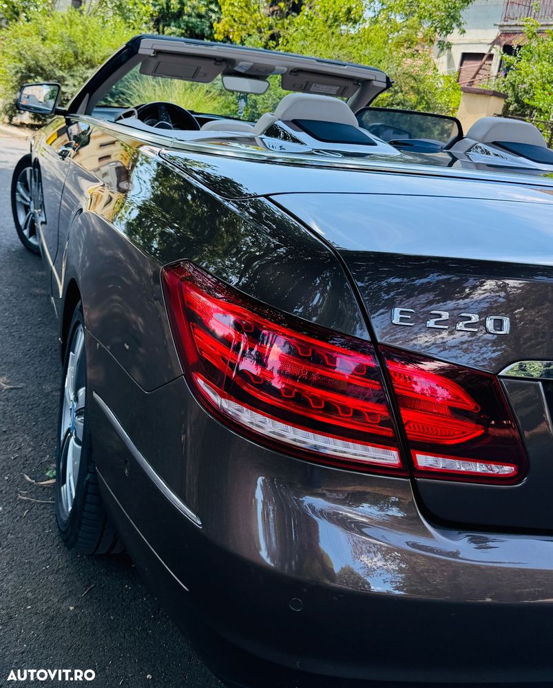 Mercedes-Benz E - 16