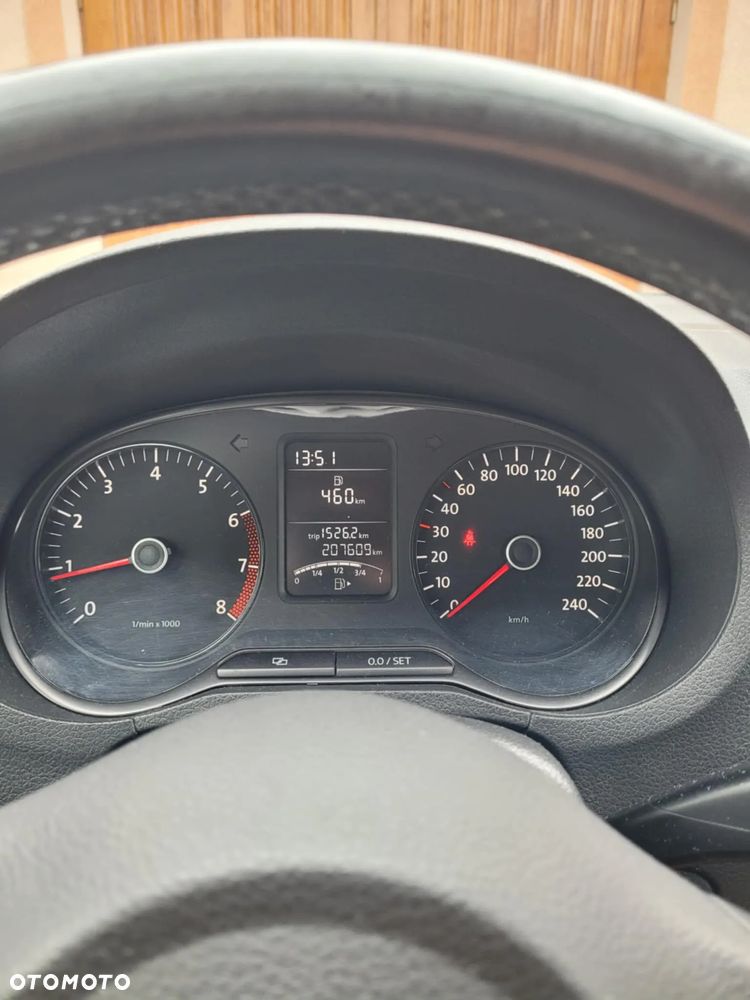 Volkswagen Polo - 7