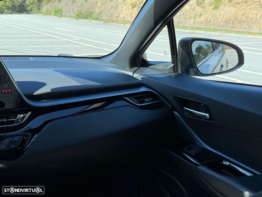 Toyota C-HR 1.8 Hybrid Square Collection - 53