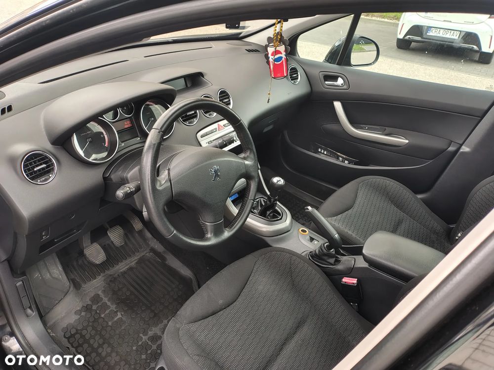 Peugeot 308 1.6 Premium - 26
