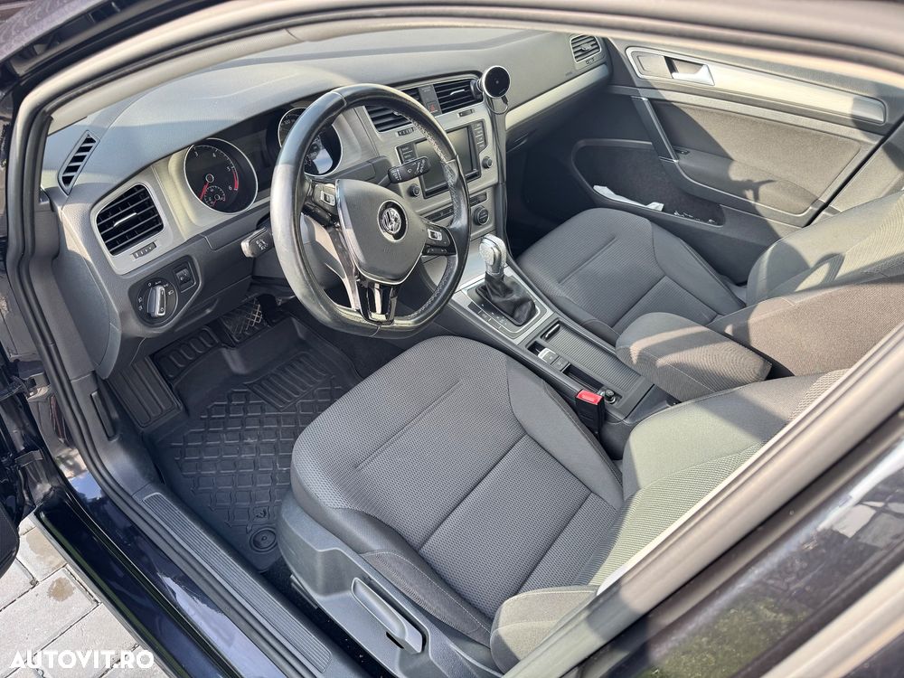 Volkswagen Golf 1.6 TDI BlueMotion Technology DSG Comfortline - 4