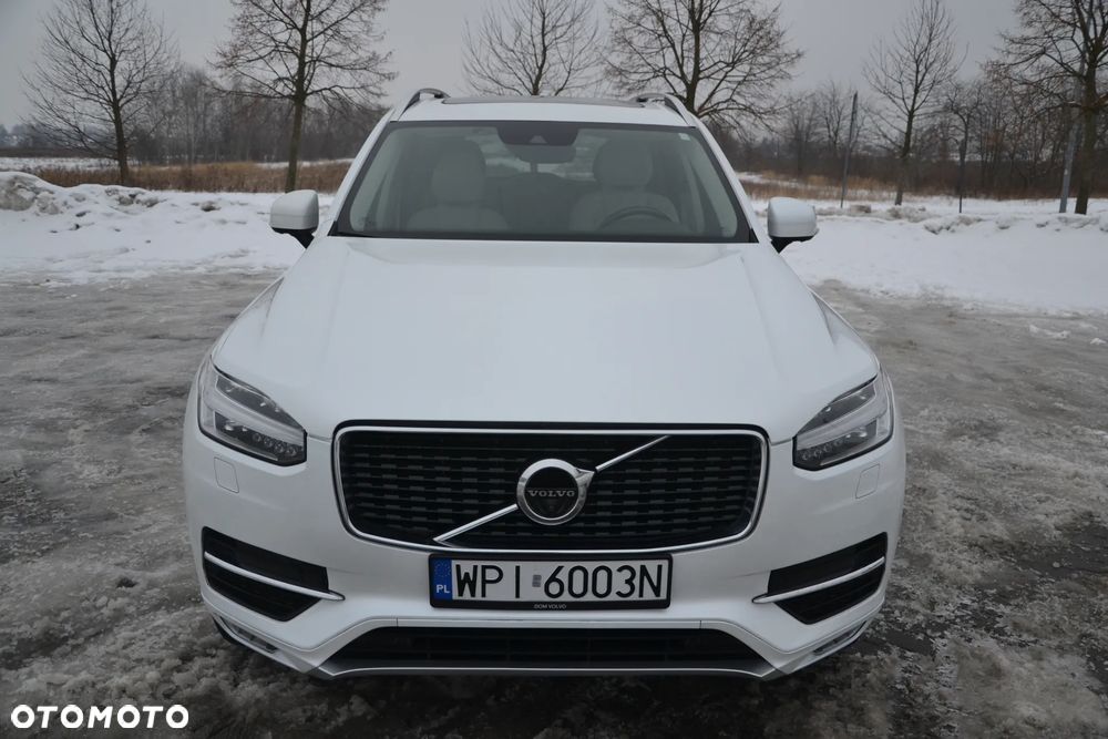 Volvo XC 90 T5 AWD Geartronic Momentum - 2