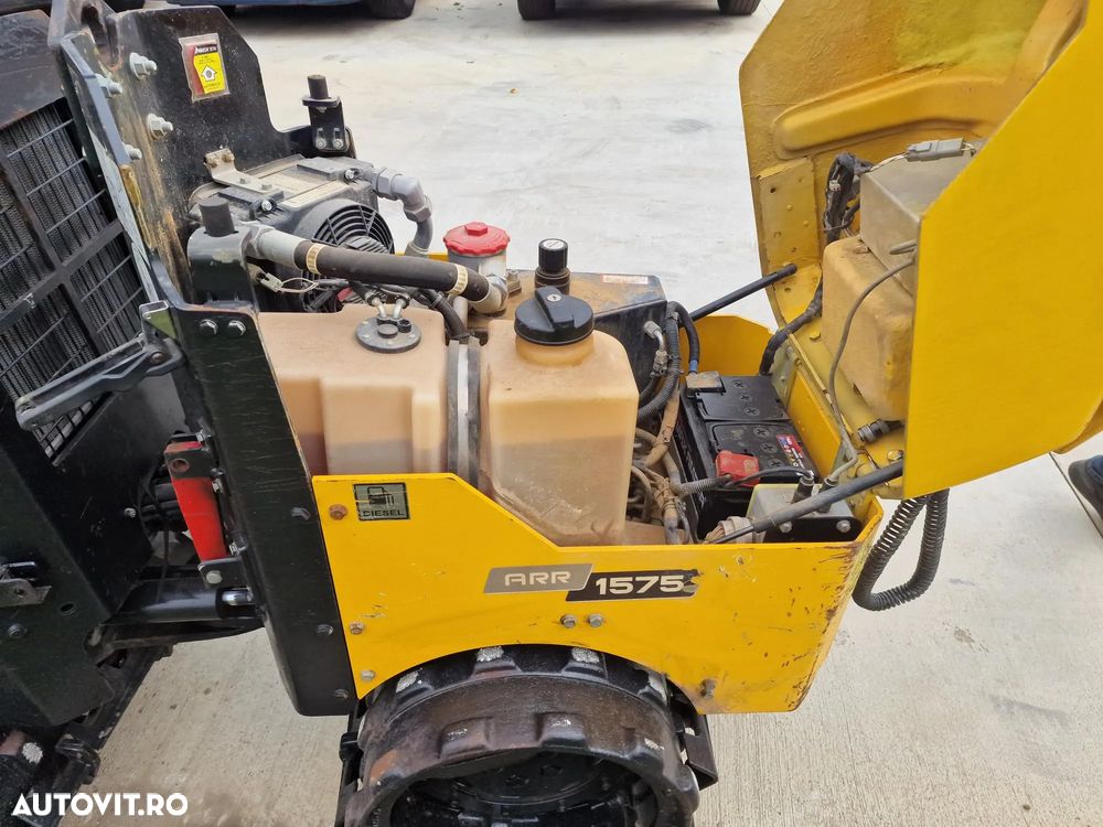 Ammann AMMANN 15.75, 1,5t, RADIOCOMANDA, lat tambur 0,8m, 2018, 491 ore functionare, tamburi tip picior de oaie 80% ok, lung 2,23m, inaltime 1,2m, latime 0,8m, motor YANMAR 14,8kW, STARE FOARTE  BUNA, posibilitate leasing-PROMOTIE 11.900 EUR+Tva - 6
