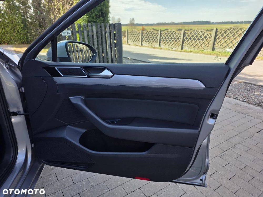 Volkswagen Passat 2.0 TDI EVO Business - 17