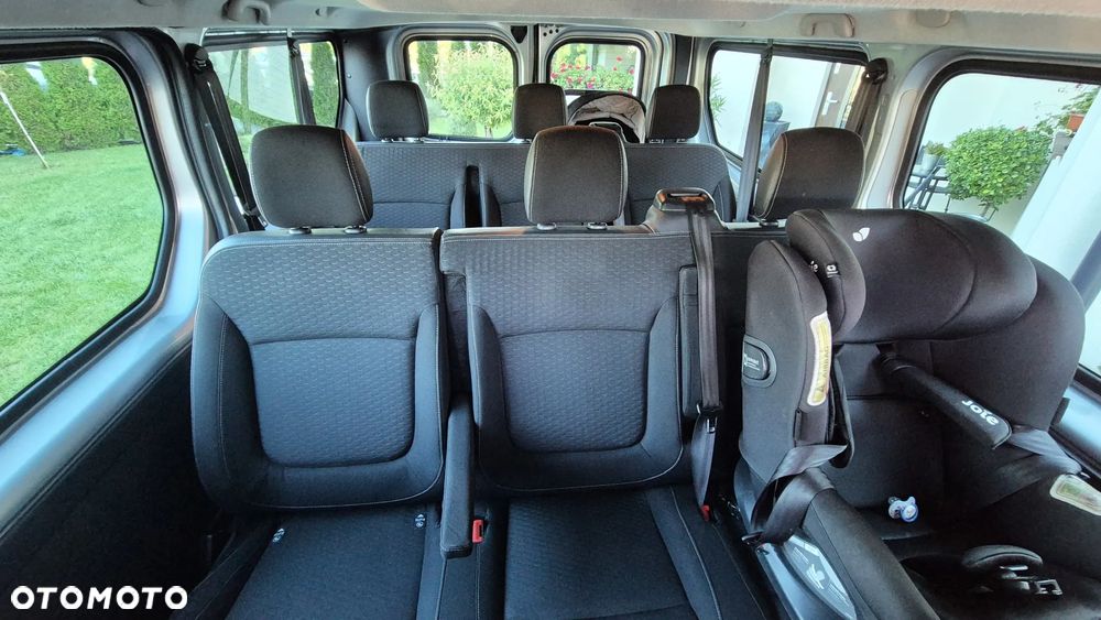 Opel Vivaro L2H1 2,9t Elegance Business - 16