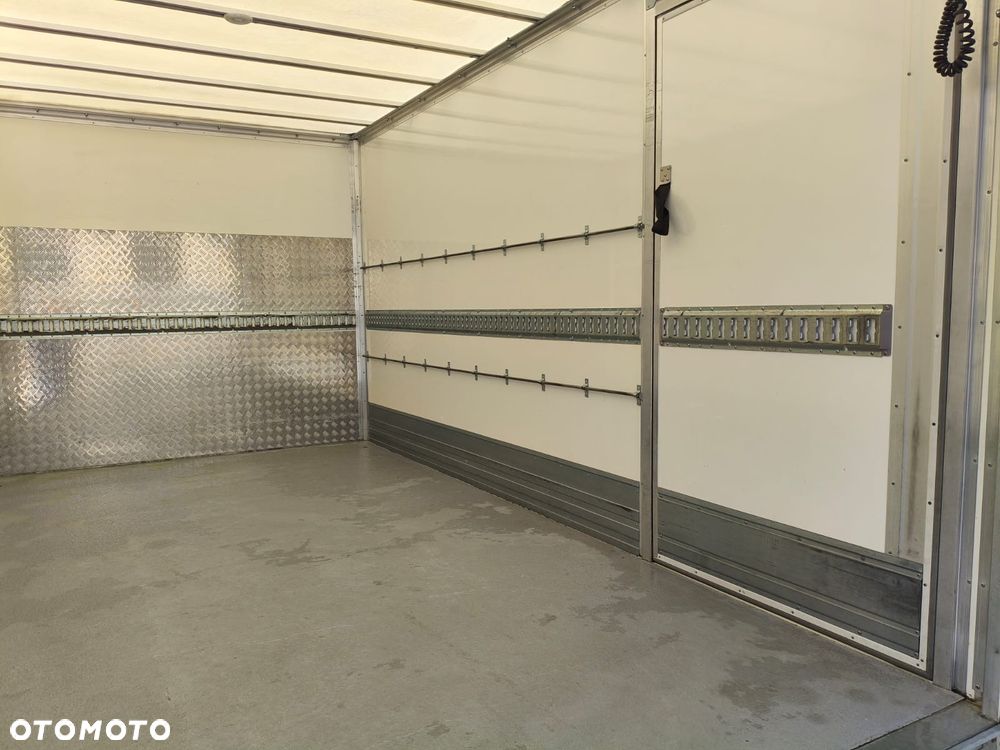 Iveco 35C180 kontener+ winda 2023r 3.0L - 16