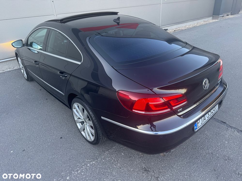Volkswagen Passat CC - 16
