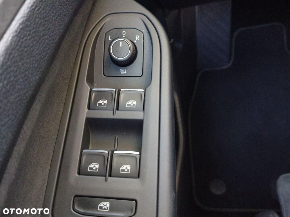 Volkswagen Golf Variant 2.0 TDI Life DSG - 30