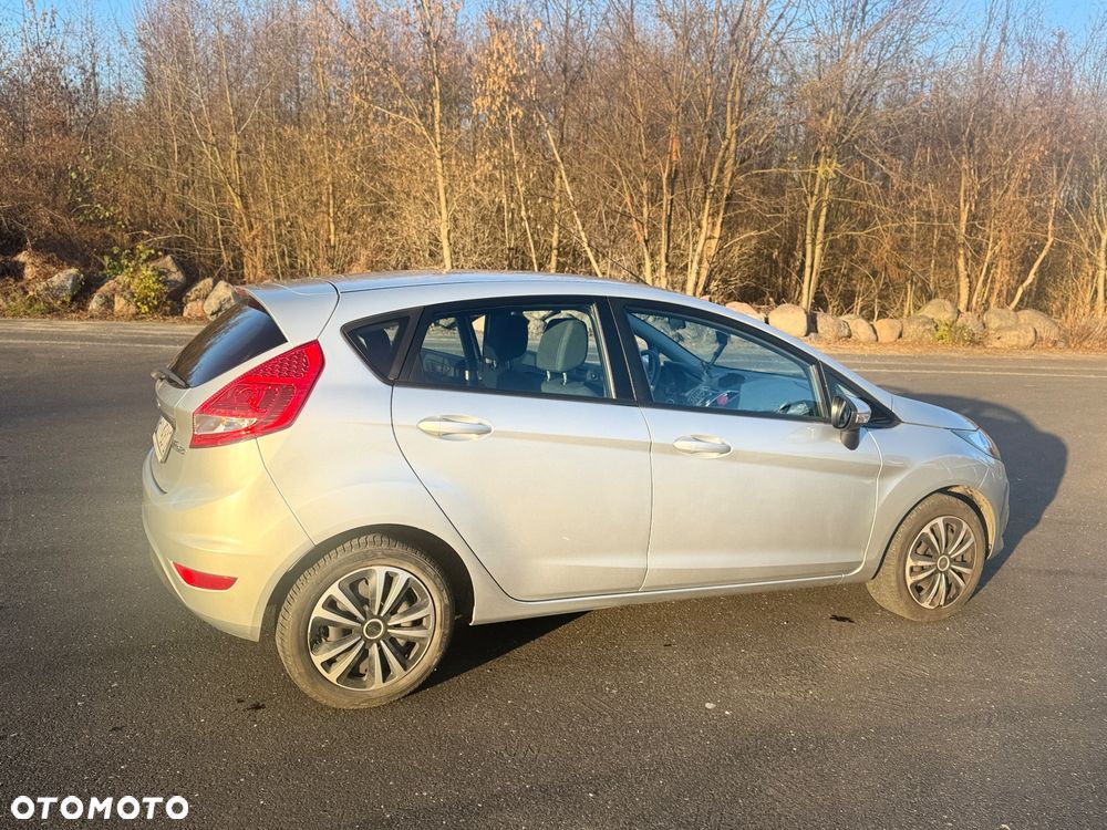 Ford Fiesta - 13