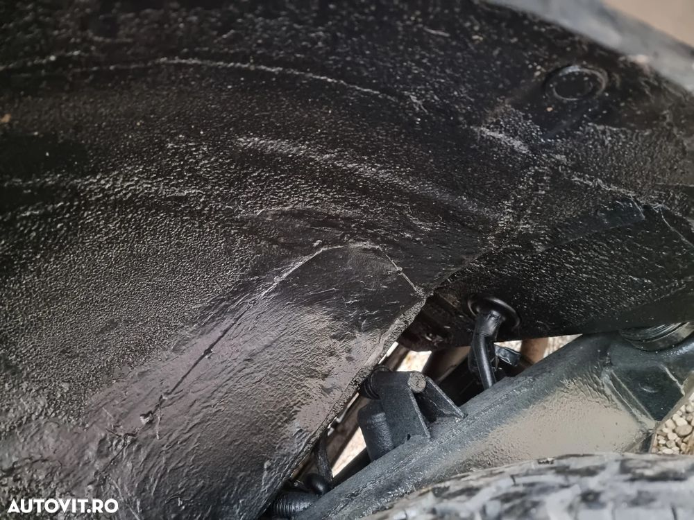 Hyundai Galloper - 9