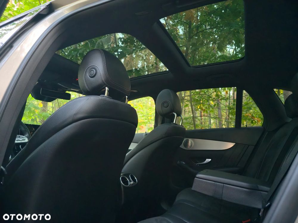 Mercedes-Benz GLC 300 d 4Matic 9G-TRONIC AMG Line - 16