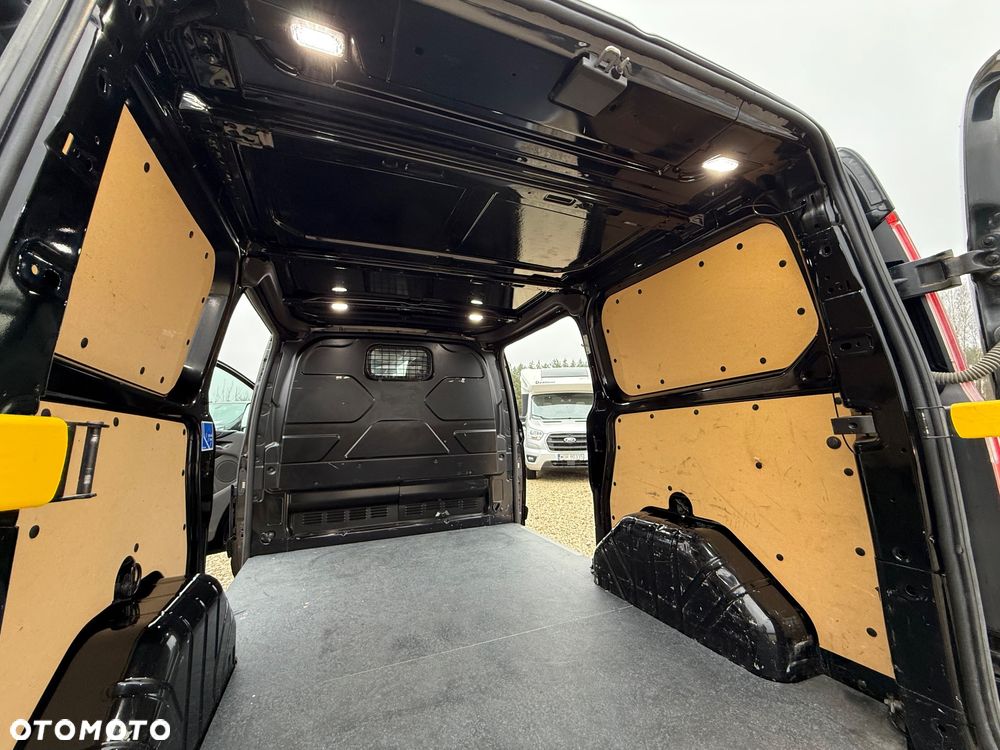 Ford Transit Custom - 26