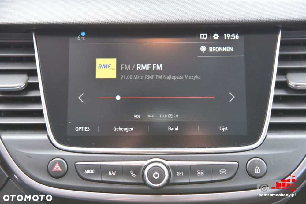 Opel Crossland X - 26