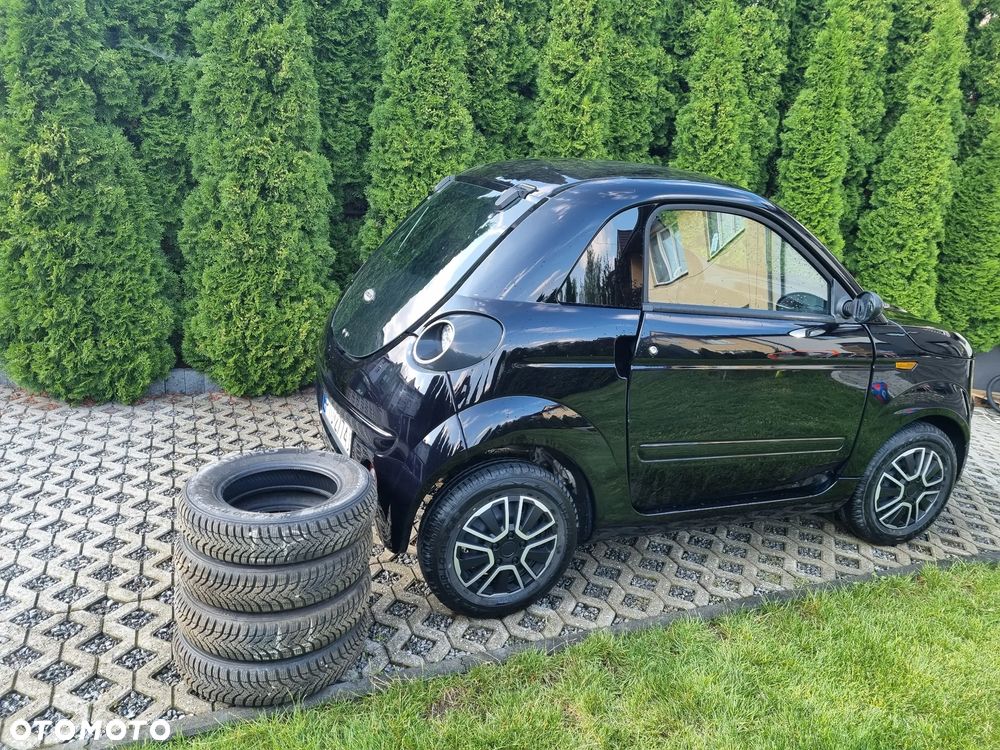 Microcar DUE - 3