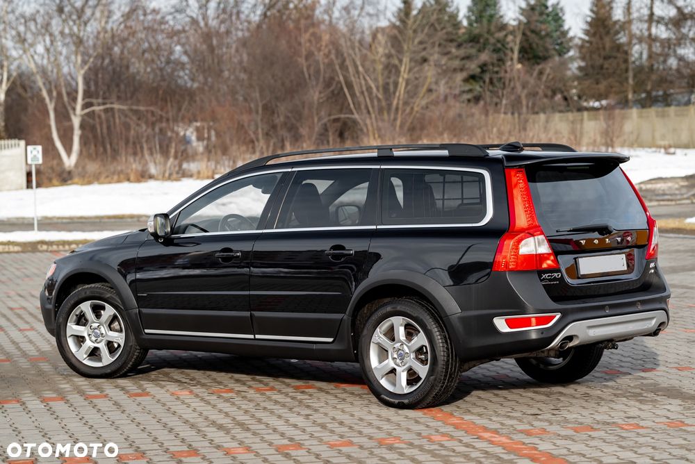 Volvo XC 70 - 10
