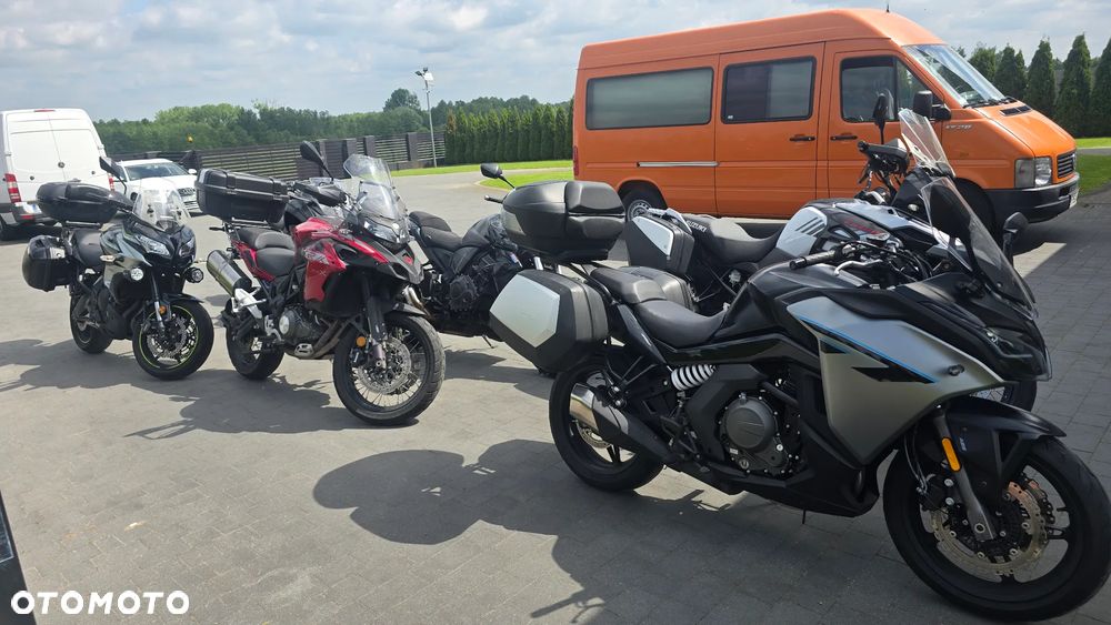 Benelli TRK 502X