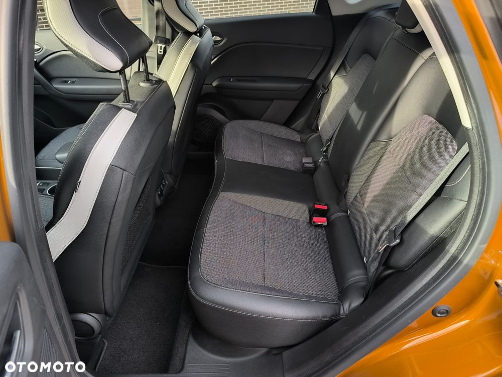 Renault Captur TCe 100 EXPERIENCE - 12