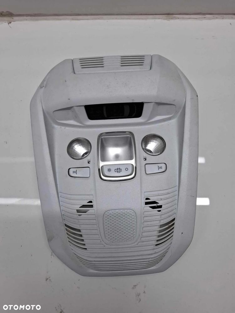LAMPKA PODSUFITKI OŚWIETLENIE KABINY PEUGEOT 3008 II - 1