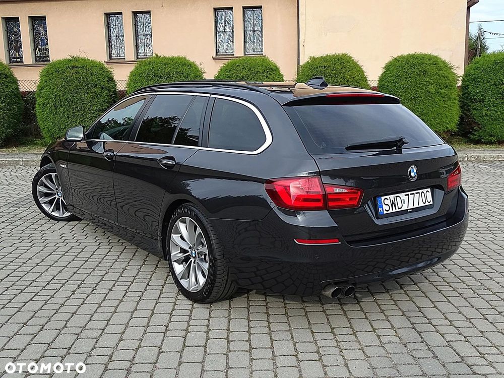 BMW Seria 5 520d Luxury Line - 17