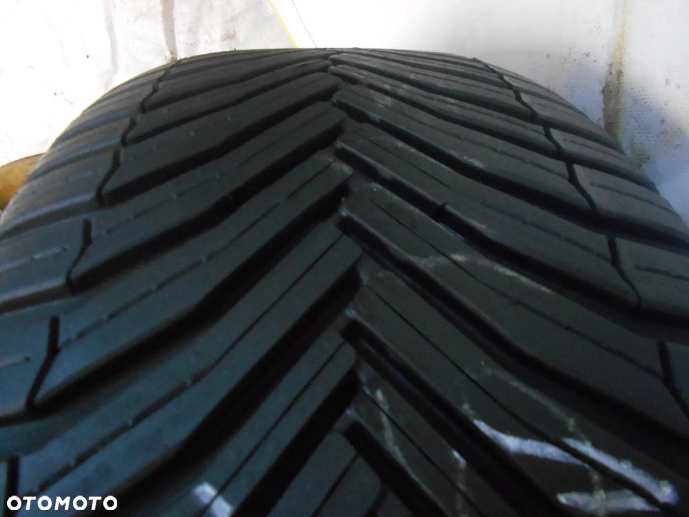 OPONA POJEDYNKA  255/55R19 MICHELIN CROSSCLIMATE 2 SUV DOT 4424 7.7MM - 2