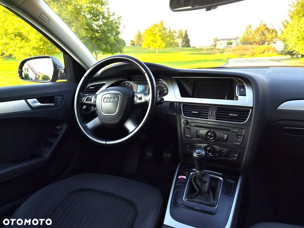 Audi A4 Limousine 1.8 TFSI Attraction - 11