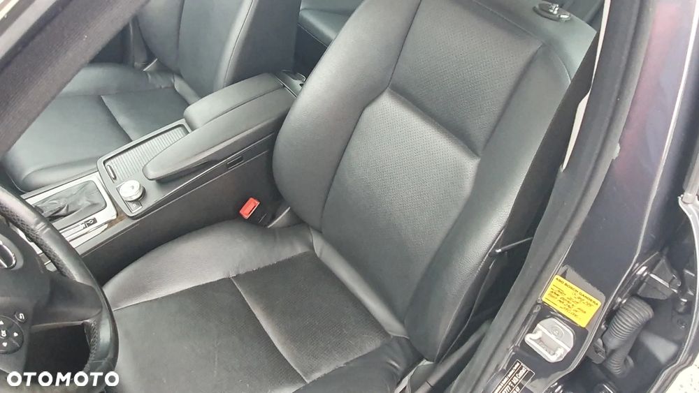 Mercedes-Benz Klasa C 250 CDI DPF 4Matic (BlueEFFICIENCY) 7G-TRONIC Elegance - 15