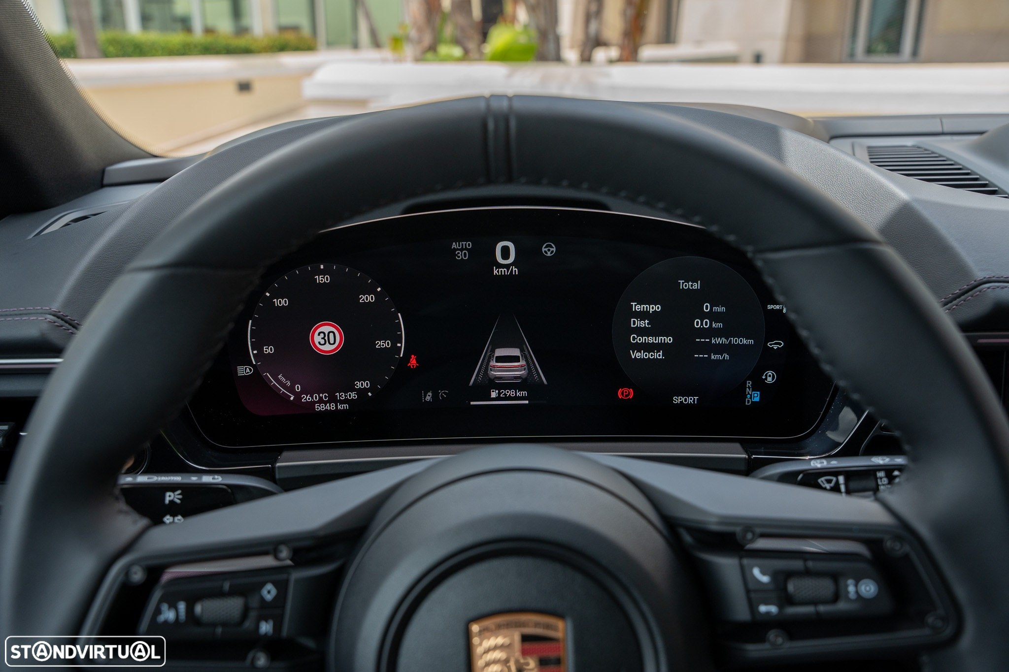 Porsche Macan Electric 4 - 34