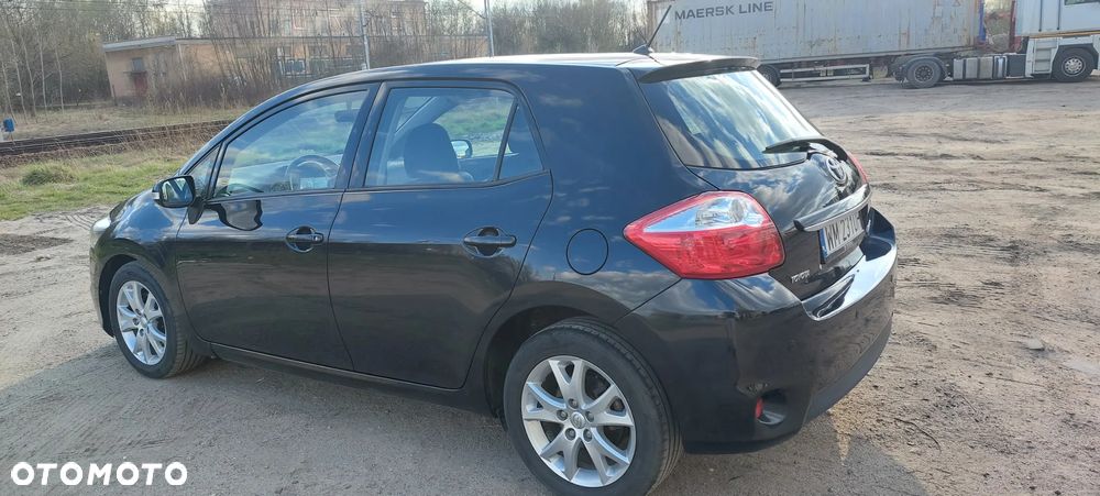 Toyota Auris 1.6 Luna - 4