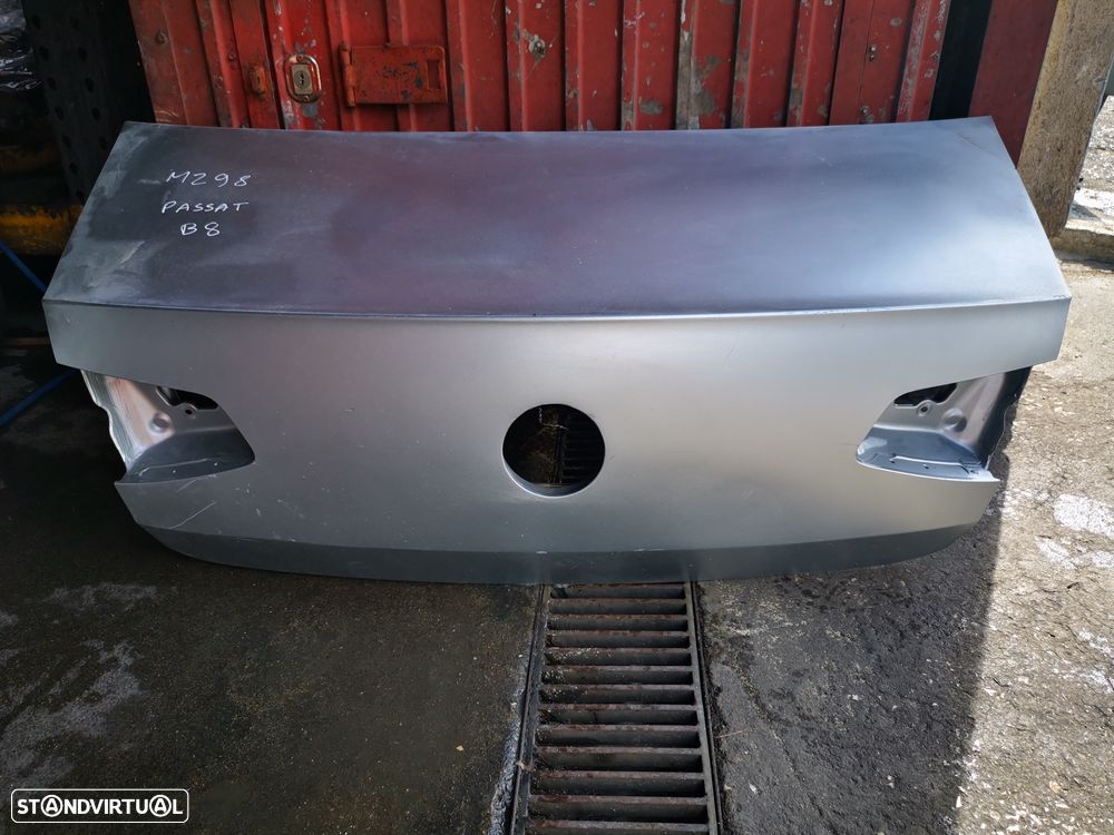 VW PASSAT B8 TAMPA DE MALA - M298 - 1