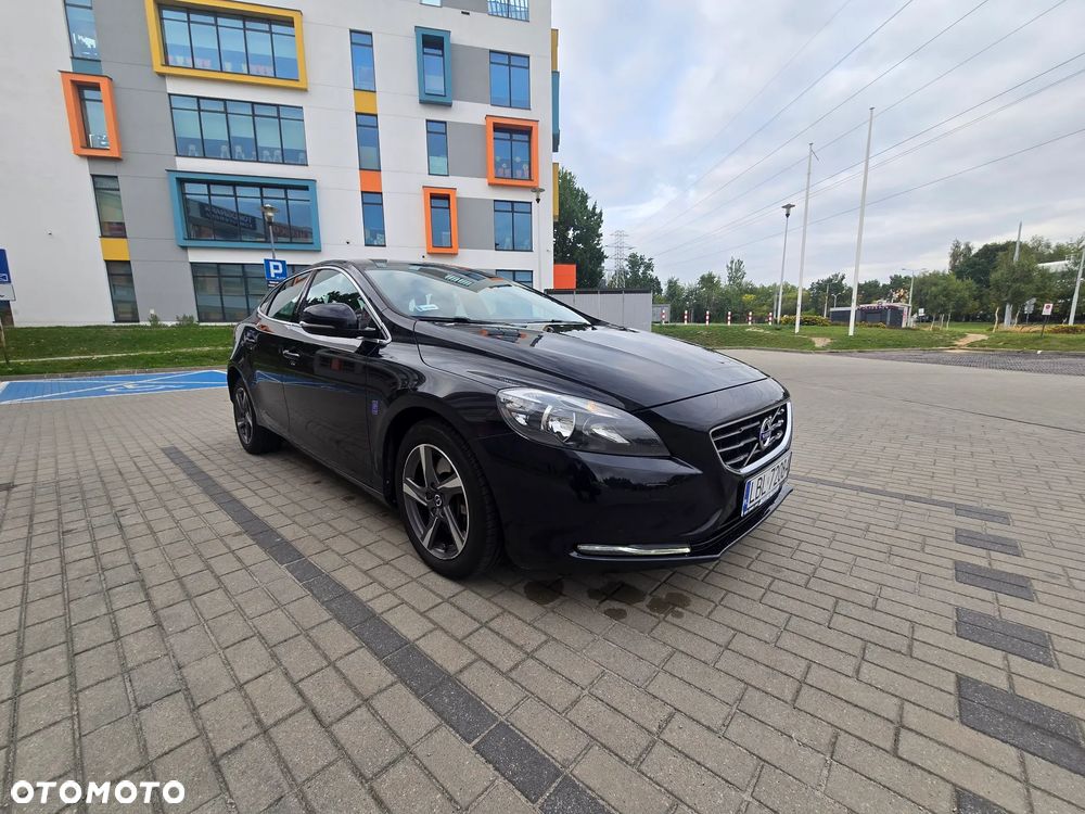 Volvo V40 D4 Drive-E Ocean Race - 8