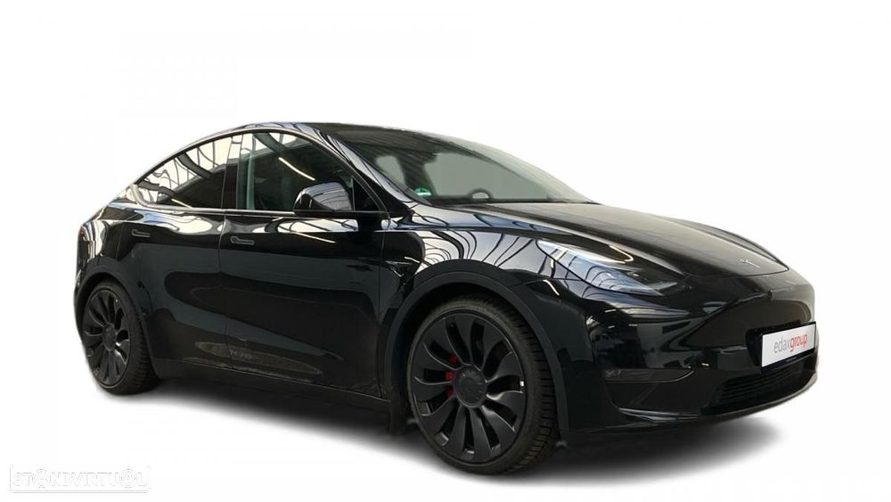 Tesla Model Y Performance Dual Motor AWD - 2