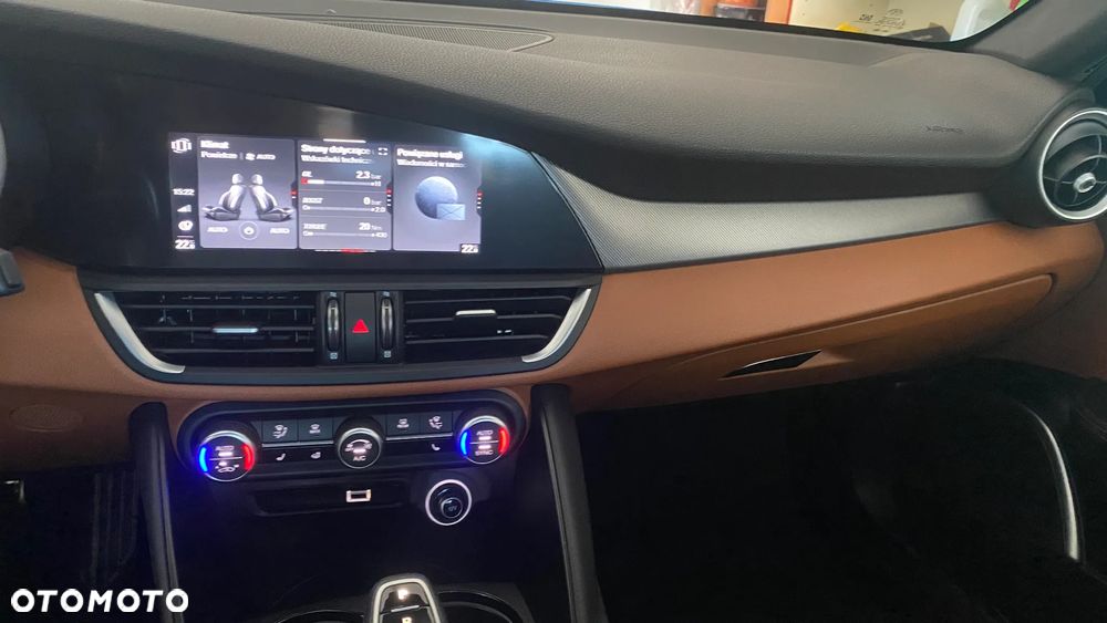 Alfa Romeo Giulia 2.0 Turbo Veloce Q4 - 15