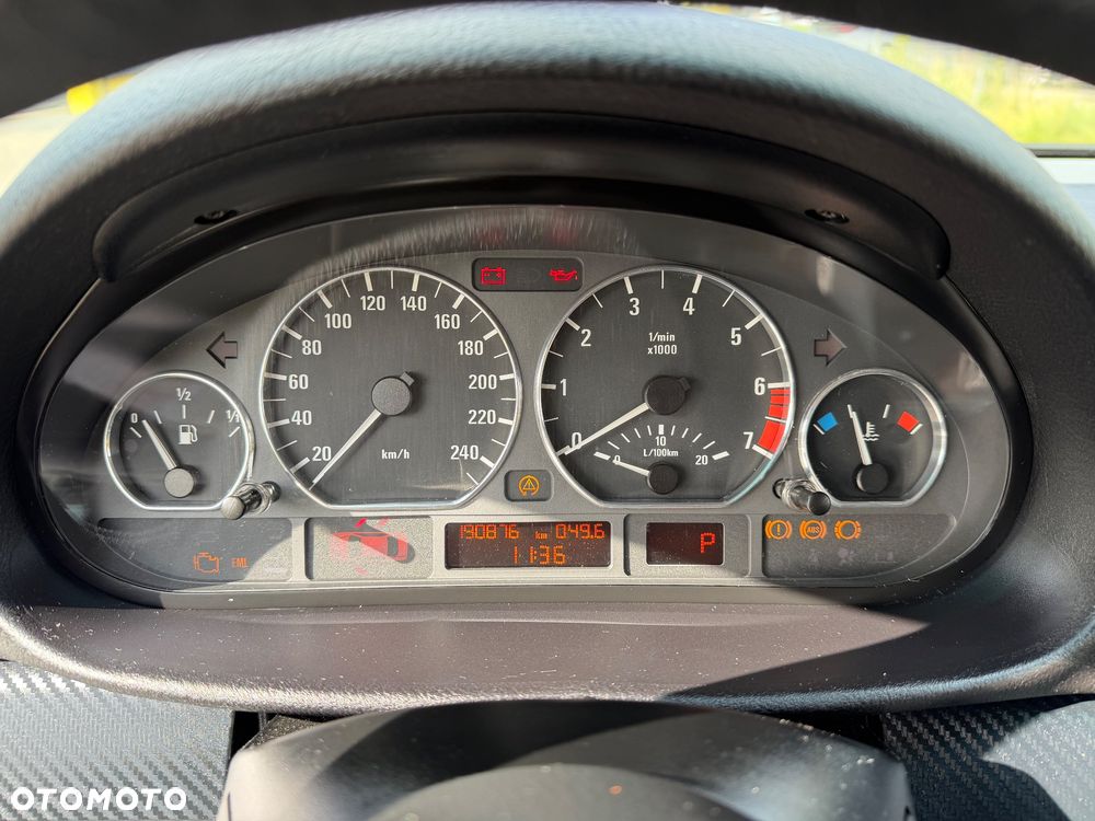 BMW Seria 3 - 15