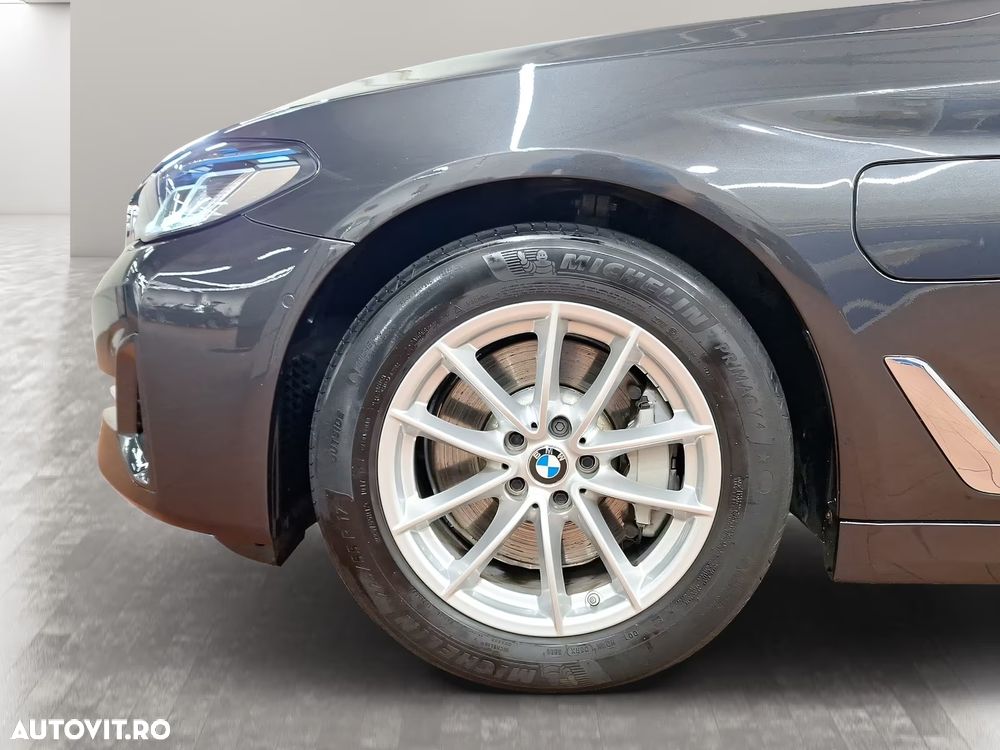BMW Seria 5 530e xDrive AT PHEV - 9
