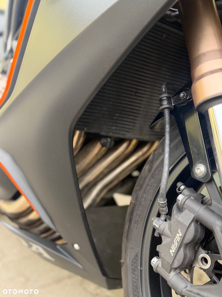 Honda CBR - 4