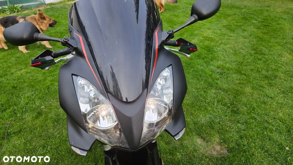Honda VFR - 4