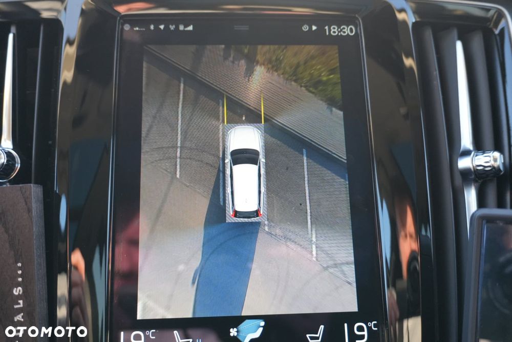 Volvo V90 Cross Country D5 AWD Pro - 16