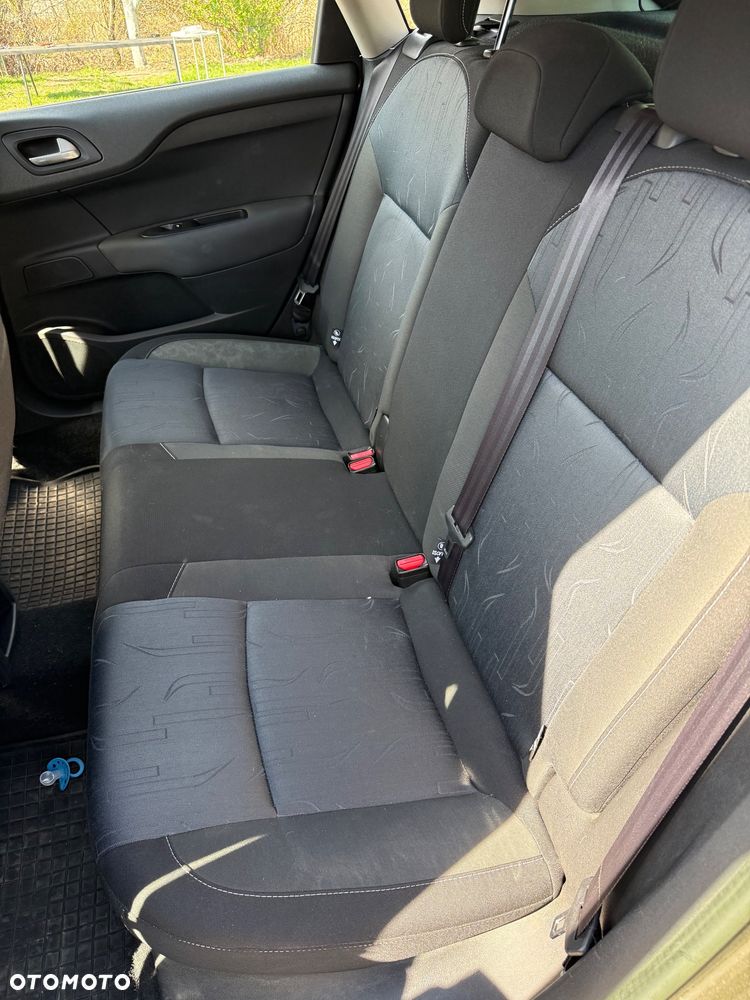 Citroën C4 1.6 HDi Feel - 11
