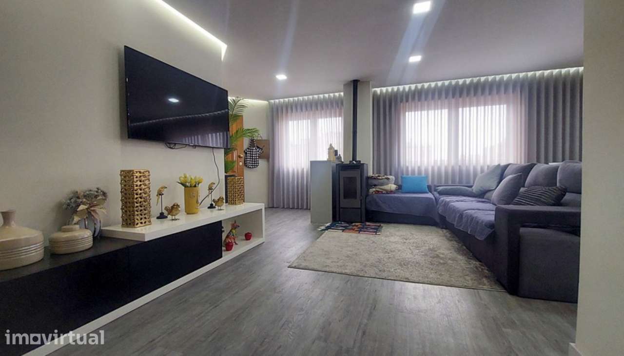 Venda de apartamento T3 c/ terraço privativo, Amorosa, Viana do Caste - Grande imagem: 3/24