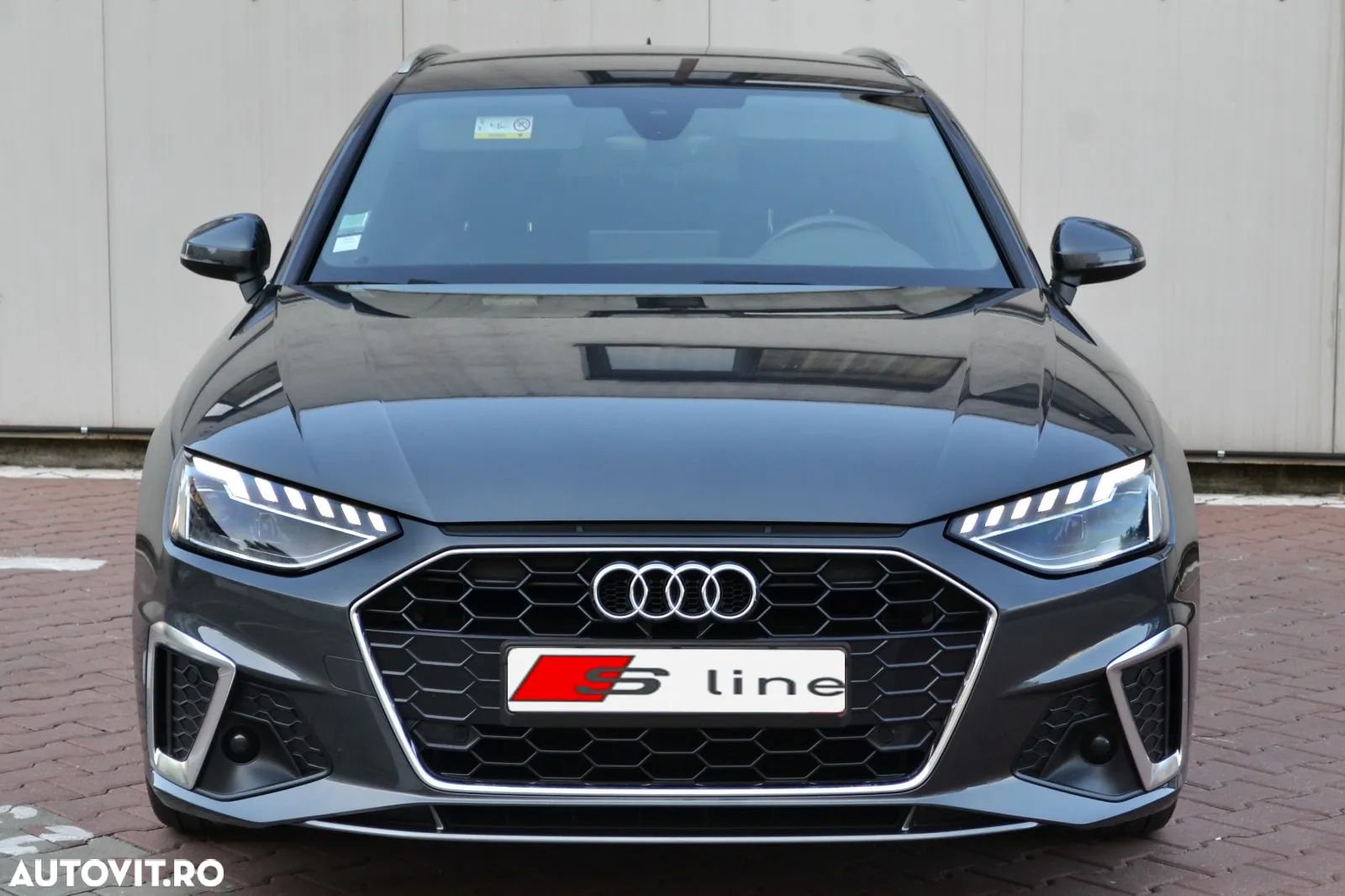 Audi A4 Avant 2.0 TDI S tronic sport - 1