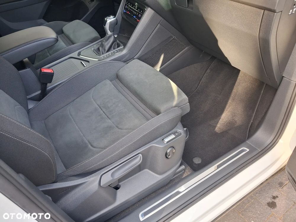 Volkswagen Tiguan 2.0 TDI Elegance DSG - 12