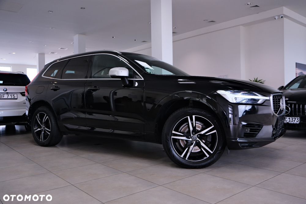 Volvo XC 60 T6 AWD Plug-In Hybrid R-Design - 3