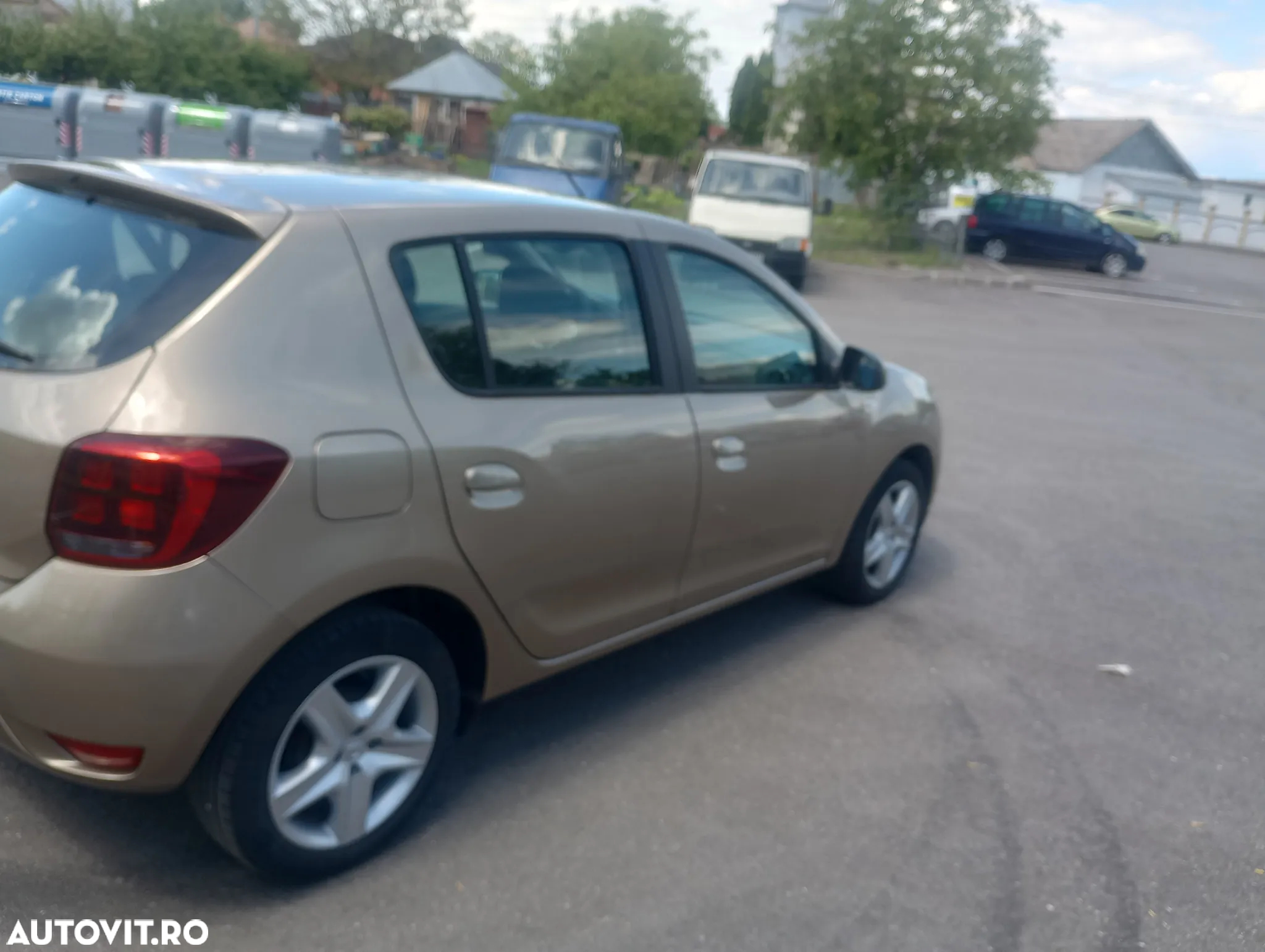 Dacia Sandero 1.5 DCI Laureate - 7