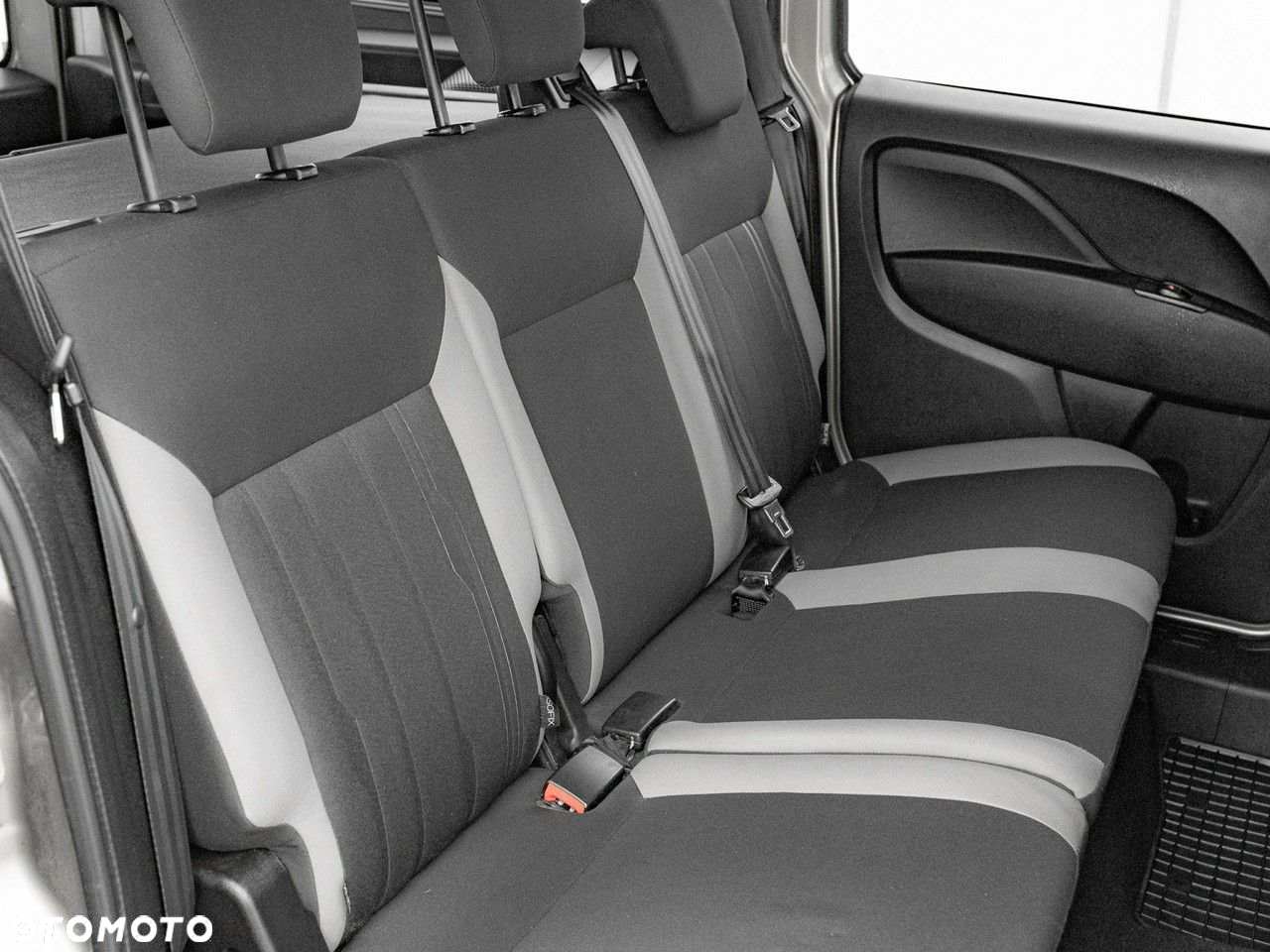 Fiat Doblo Kombi Maxi 1.6 MJ Dynamic - 25