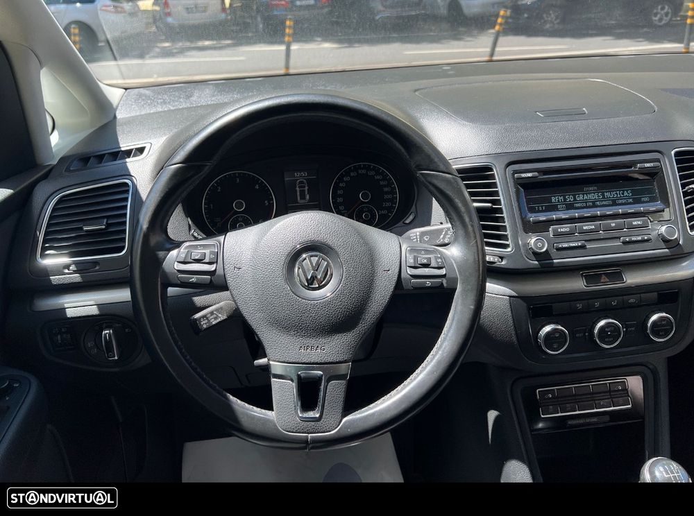 VW Sharan 2.0 TDI Confortline - 17
