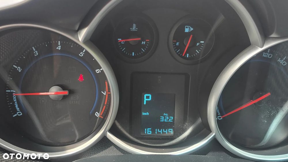 Chevrolet Cruze 1.6 LT+ - 10