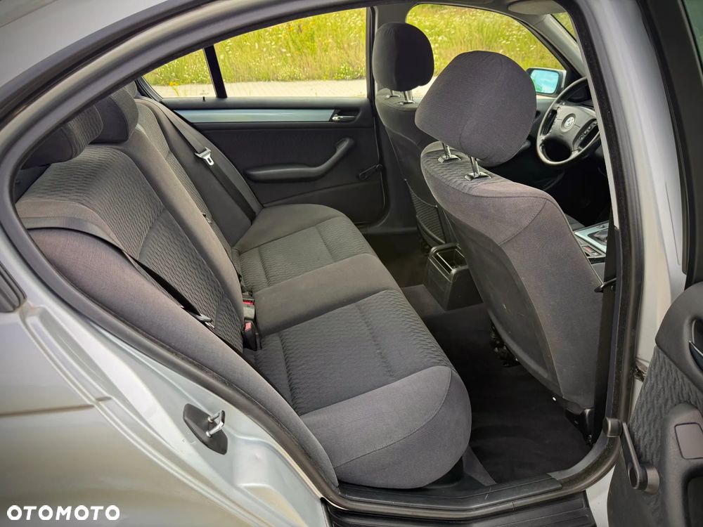 BMW Seria 3 - 17