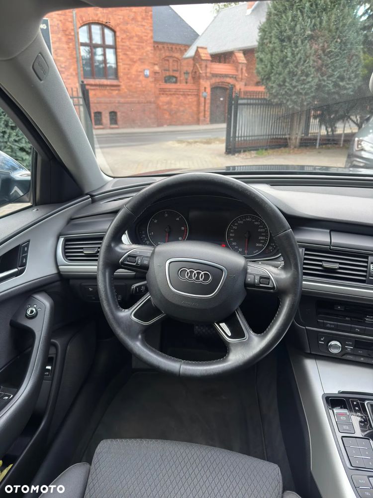 Audi A6 Avant - 16